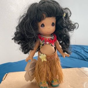 Hula girl doll- precious moments
